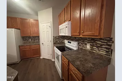 27 Great View Court, Clayton, NC 27527 - Photo 3