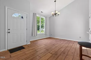 105 Ellsworth Pl, Cary, NC 27511 - Photo 5