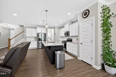 8045 Windthorn Place, Cary, NC 27519 - Photo 9