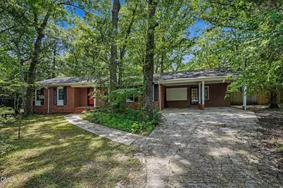 72 Hood Road, Lumberton, NC 28358 - Photo 3