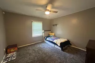 3916 Riviera Dr, Elm City, NC 27822 - Photo 17