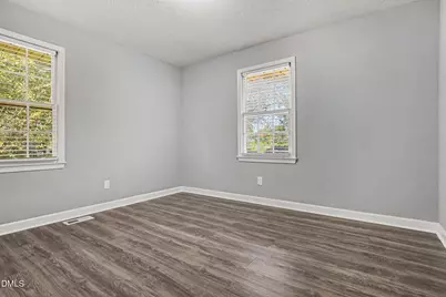 12821 N Carolina 242 Highway S, Bladenboro, NC 28320 - Photo 23