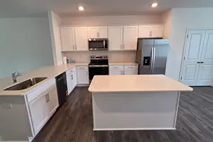 803 Lucky Clover Wy, Fuquay Varina, NC 27526 - Photo 5