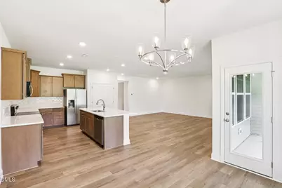 552 Hipwood Drive, Zebulon, NC 27597 - Photo 5