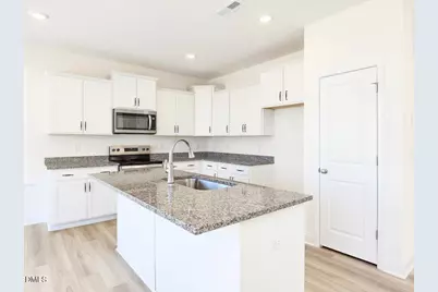 500 Hipwood Drive, Zebulon, NC 27597 - Photo 19