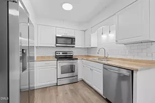1208 Manassas, Raleigh, NC 27609 - Photo 9