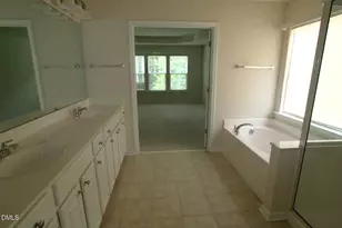 5324 Shaker Heights Ln, Raleigh, NC 27613 - Photo 11