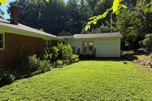 12 S Circle Dr, Chapel Hill, NC 27516 - Photo 3