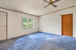 354 Rainey Dr, Spring Lake, NC 28390 - Photo 5