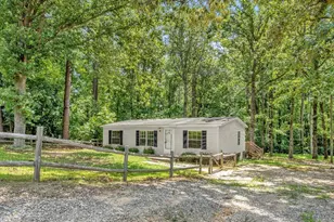 354 Rainey Dr, Spring Lake, NC 28390 - Photo 3