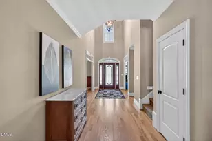 2205 Belvinwood Dr, Fuquay-Varina, NC 27526 - Photo 9