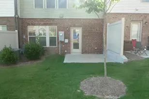 521 Denhoff Dr, Cary, NC 27519 - Photo 9