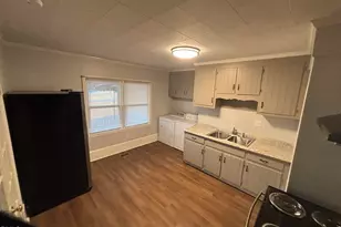 509 Erwin Rd, Dunn, NC 28334 - Photo 3