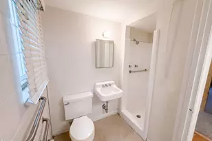 810 Beaver Dam Rd, Raleigh, NC 27607 - Photo 9