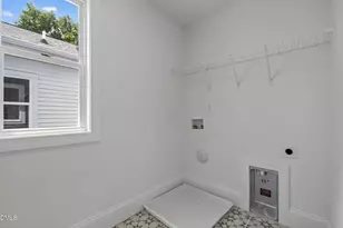 518 Heather Dr, Raleigh, NC 27606 - Photo 37