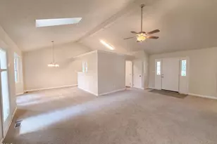 1004 Clifford Dr, Durham, NC 27704 - Photo 7
