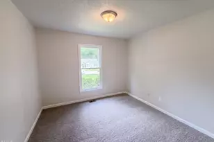 1004 Clifford Dr, Durham, NC 27704 - Photo 11