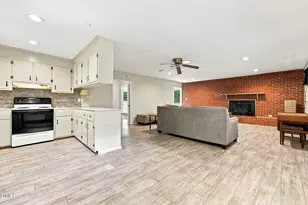 95 N Waters Edge Ln, Henderson, NC 27537 - Photo 41