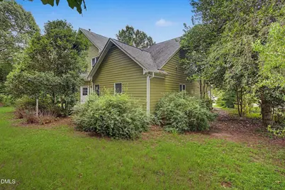 102 Powder Mill Court, Cary, NC 27518 - Photo 9