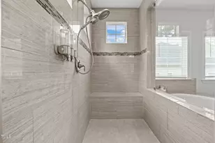 440 Creekhurst Pl, Cary, NC 27519 - Photo 21