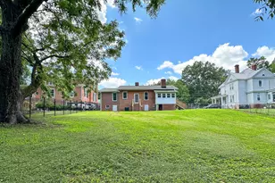 328 N Main St, Warrenton, NC 27589 - Photo 31