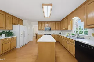 120 Vicksburg Dr, Cary, NC 27513 - Photo 21