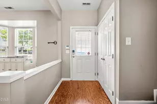 8139 Rhiannon Rd, Raleigh, NC 27613 - Photo 5