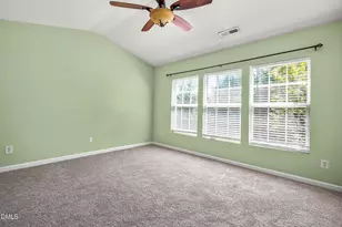8139 Rhiannon Rd, Raleigh, NC 27613 - Photo 17