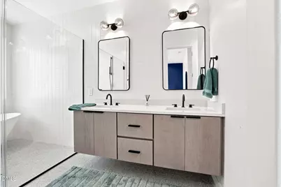 907 N State Street, Raleigh, NC 27604 - Photo 17