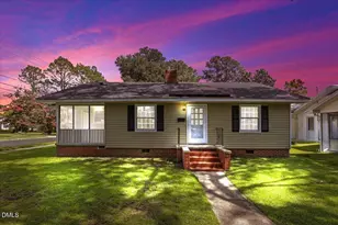 1001 S 2nd St, Smithfield, NC 27577 - Photo 1