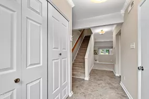 204 Tweed Cir, Cary, NC 27511 - Photo 7