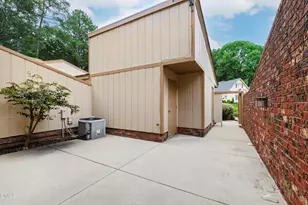 204 Tweed Cir, Cary, NC 27511 - Photo 5