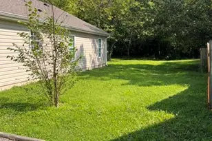 317 E Gilbreath St, Graham, NC 27253 - Photo 3