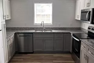317 E Gilbreath St, Graham, NC 27253 - Photo 15