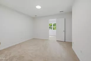 1413 Mapleside Ct, Raleigh, NC 27609 - Photo 13