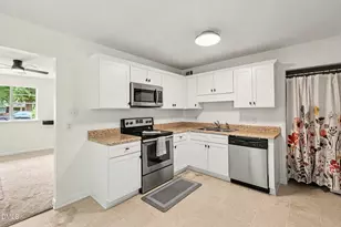 713 Newcombe Rd, Raleigh, NC 27610 - Photo 7