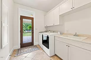 900 S Arendell Ave, Zebulon, NC 27597 - Photo 21