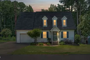1809 Saddlewood Ln, Sanford, NC 27330 - Photo 3