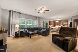 1550 Lake Louise Ln, Fuquay Varina, NC 27526 - Photo 9