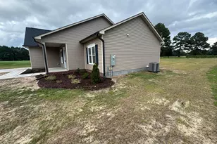 200 Budd Godwin Ln, Dunn, NC 28334 - Photo 17