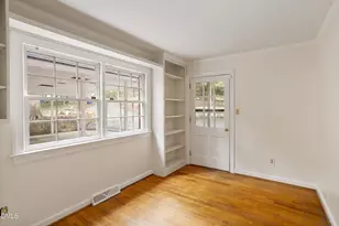 1 Tadley Dr, Chapel Hill, NC 27514 - Photo 25