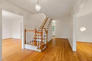 1 Tadley Dr, Chapel Hill, NC 27514 - Photo 5
