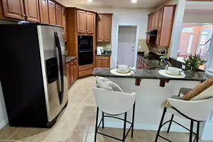 905 Babbling Creek Ln, Fuquay-Varina, NC 27526 - Photo 9