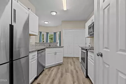8318 Umstead Drive, Fayetteville, NC 28304 - Photo 21