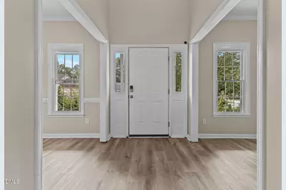 8318 Umstead Drive, Fayetteville, NC 28304 - Photo 13