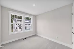 1106 Blackthorn Ln, Durham, NC 27703 - Photo 25