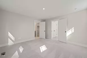 536 Plumleaf Ln, Durham, NC 27703 - Photo 17