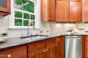 110 Arrowstone Ct, Morrisville, NC 27560 - Photo 15