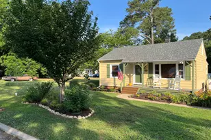 209 E Franklin St, Spring Hope, NC 27882 - Photo 3