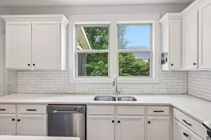 129 Pointe Park Cir, Holly Springs, NC 27540 - Photo 25